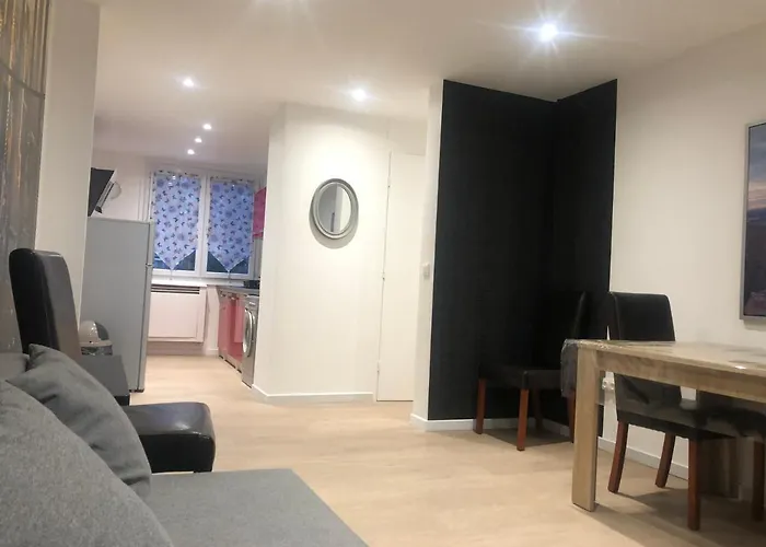 F3 Avec Parking Cote Dock76 *